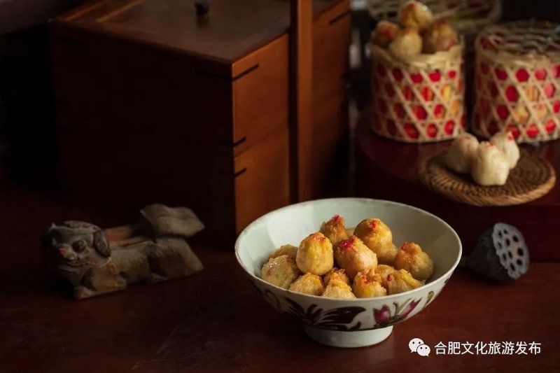 庐江县美食：一碗热气腾腾的故事